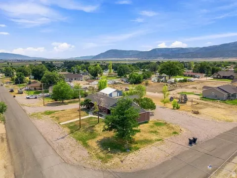 View/Area - 191 N 300 E, Moroni, UT 84646 photo 6 of 6