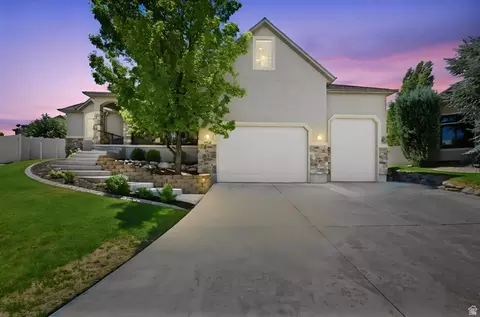 5977 W Heavy Cloud Cir S, Herriman, UT 84096