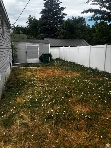 Exterior - 75 E 300 S, Logan, UT 84321 photo 2 of 3