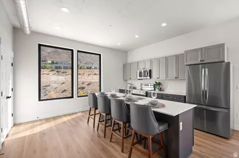 Kitchen - 281 Endurance Cir, Draper, UT 84020 photo 3 of 4