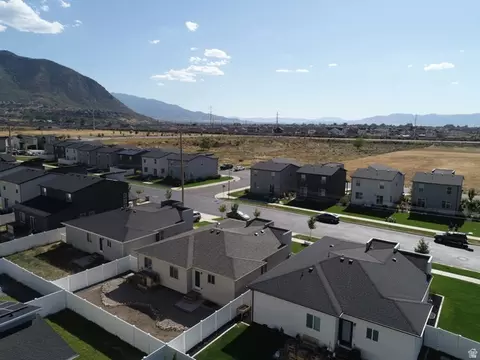 View/Area - 3831 S Powderwood Ln, Mapleton, UT 84664 photo 2 of 2