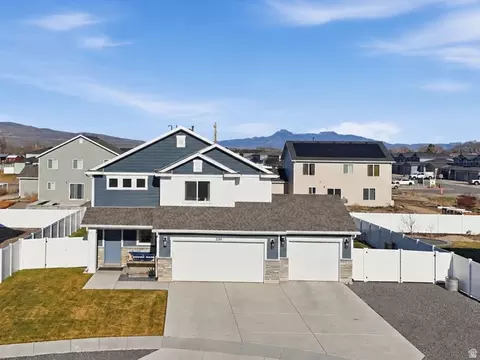 236 W 1250 S, Tremonton, UT 84337