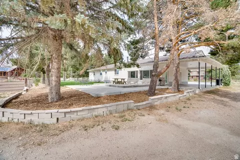 Exterior - 3400 S Big Hollow Rd, Daniel, UT 84032 photo 5 of 9