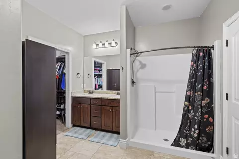 Bath - 700 S 150 E, Smithfield, UT 84335 photo 1 of 4