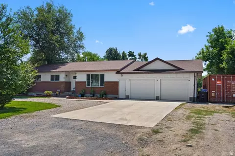 90 W 400 N, Millville, UT 84326
