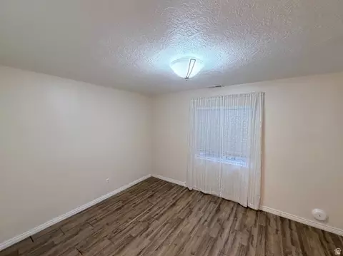Bedroom - 4008 E Sioux St, Eagle Mountain, UT 84005 photo 5 of 6