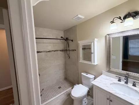 Bath - 4008 E Sioux St, Eagle Mountain, UT 84005 photo 3 of 6