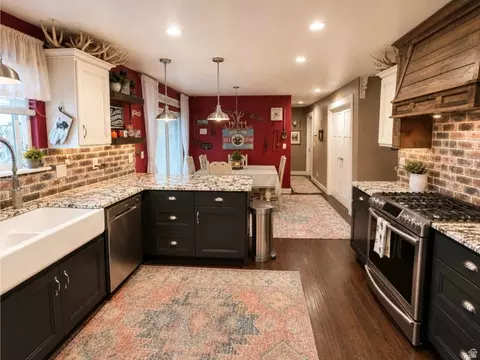 Kitchen - 476 N 200 E, Parowan, UT 84761 photo 1 of 3