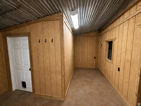 Entry Way - 476 N 200 E, Parowan, UT 84761 photo 1 of 1