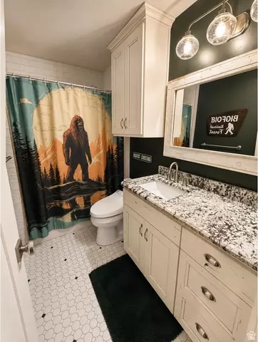 Bath - 476 N 200 E, Parowan, UT 84761 photo 4 of 5