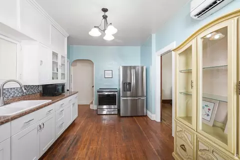 Kitchen - 356 E 300 N, Logan, UT 84321 photo 2 of 5