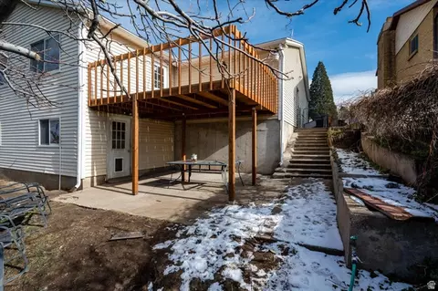 Exterior - 2372 S 200 E, Bountiful, UT 84010 photo 2 of 4
