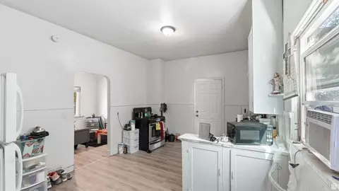 Entry Way - 671 E 2735 S, Ogden, UT 84403 photo 3 of 4
