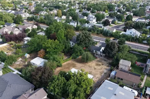 View/Area - 340 W Porter Ln, Centerville, UT 84014 photo 9 of 14