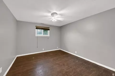 Bedroom - 340 W Porter Ln, Centerville, UT 84014 photo 3 of 3