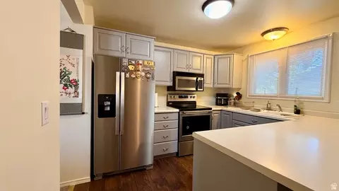 Kitchen - 1236 E Violet Dr S, Sandy, UT 84094 photo 6 of 6