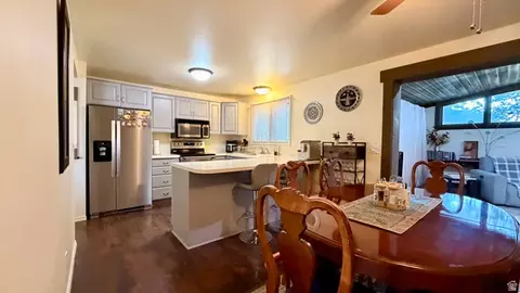 Kitchen - 1236 E Violet Dr S, Sandy, UT 84094 photo 2 of 6