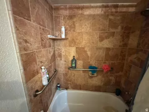 Bath - 3489 S Grant Ave E, Ogden, UT 84401 photo 2 of 3