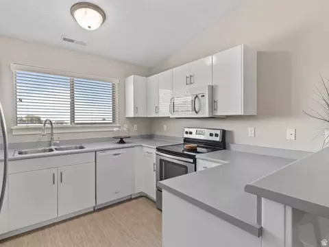 Kitchen - 1079 W 965 N #403, Orem, UT 84057 photo 1 of 3