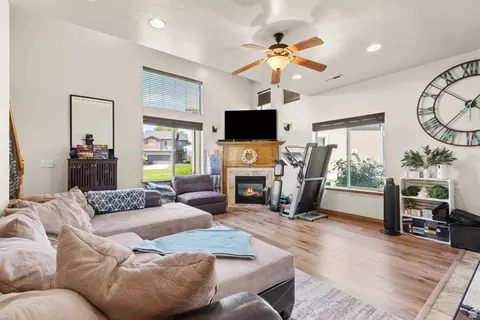 Living - 835 S Fox Ln, Orem, UT 84059 photo 1 of 1