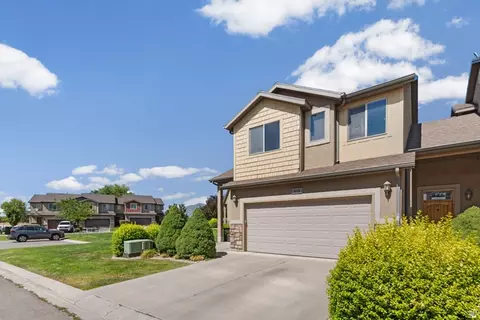 Exterior - 835 S Fox Ln, Orem, UT 84059 photo 3 of 9