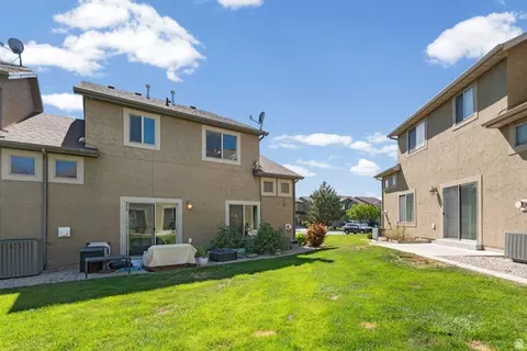 Exterior - 835 S Fox Ln, Orem, UT 84059 photo 8 of 9