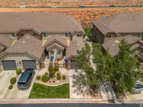 View/Area - 4257 E Razor Dr, Washington, UT 84780 photo 1 of 9