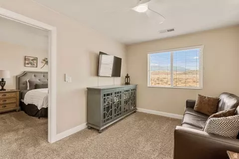 Bedroom - 4257 E Razor Dr, Washington, UT 84780 photo 4 of 10