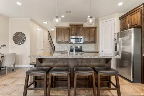 Kitchen - 4257 E Razor Dr, Washington, UT 84780 photo 3 of 3