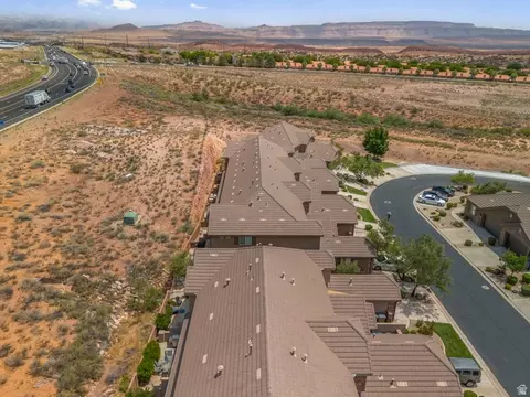 View/Area - 4257 E Razor Dr, Washington, UT 84780 photo 6 of 9