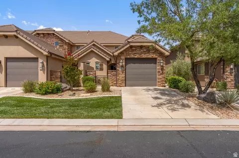 Exterior - 4257 E Razor Dr, Washington, UT 84780 photo 5 of 6