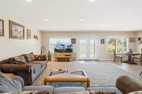 Living - 3847 W 6800 St S, Benjamin, UT 84660 photo 1 of 1