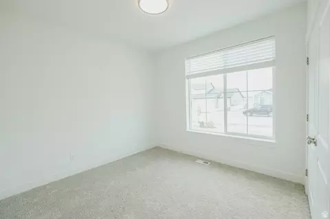 Bedroom - 148 W 650 N, Smithfield, UT 84335 photo 2 of 3
