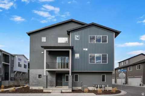 Exterior - 470 S 720 W, American Fork, UT 84003 photo 4 of 5