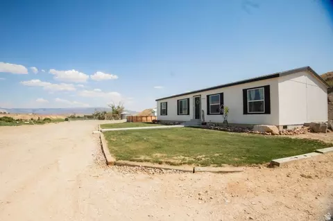 Exterior - 8750 E Brushcreek Rd, Jensen, UT 84035 photo 4 of 19