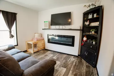 Living - 8750 E Brushcreek Rd, Jensen, UT 84035 photo 6 of 6