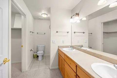 Bath - 477 N Hale Ave, Moab, UT 84532 photo 1 of 4