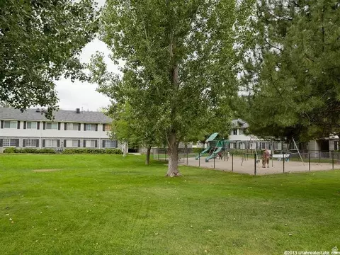 Exterior - 86 E 600 S, Orem, UT 84057 photo 5 of 6