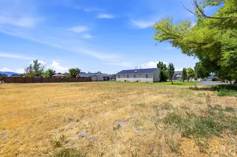 Exterior - 1884 E Shepard Ln, Lake Point, UT 84074 photo 10 of 11