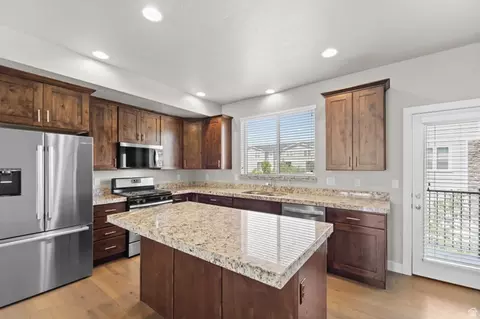 Kitchen - 43 E Blue River Dr S, Draper, UT 84020 photo 2 of 3