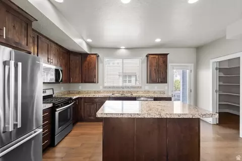 Kitchen - 43 E Blue River Dr S, Draper, UT 84020 photo 3 of 3