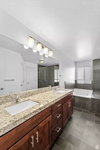 Bath - 43 E Blue River Dr S, Draper, UT 84020 photo 1 of 11