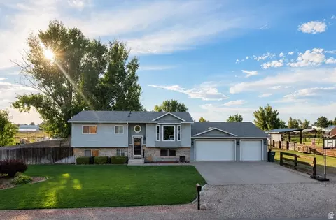 3943 S White Rail Ln, West Haven, UT 84401