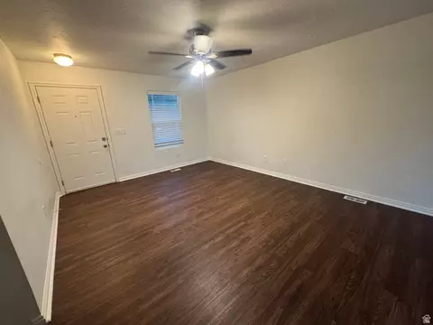 Living - 4384 N Maple Dr, Eagle Mountain, UT 84005 photo 2 of 3