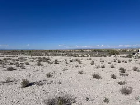 8875 N 8000 W, Delta, UT 84624 photo 5