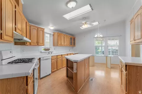 155 S 1200 W #134, Orem, UT 84058 photo 11