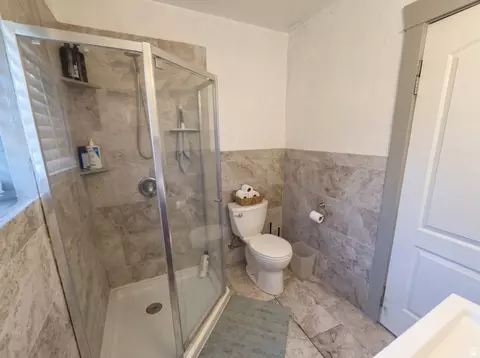 Bath - 12 E 900 N, Provo, UT 84604 photo 3 of 3