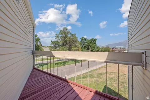 Exterior - 5343 S Baldwin Park, Murray, UT 84123 photo 5 of 9
