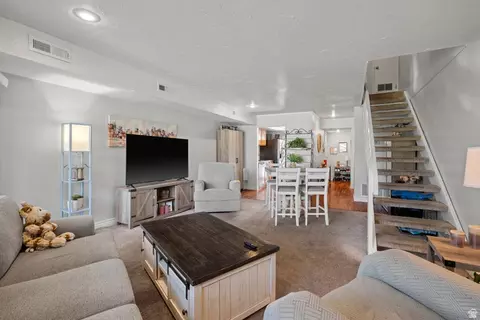 Living - 5343 S Baldwin Park, Murray, UT 84123 photo 1 of 2