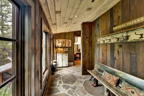 Entry Way - 2983 E Ridgetop Rd #27, Sundance, UT 84604 photo 1 of 9
